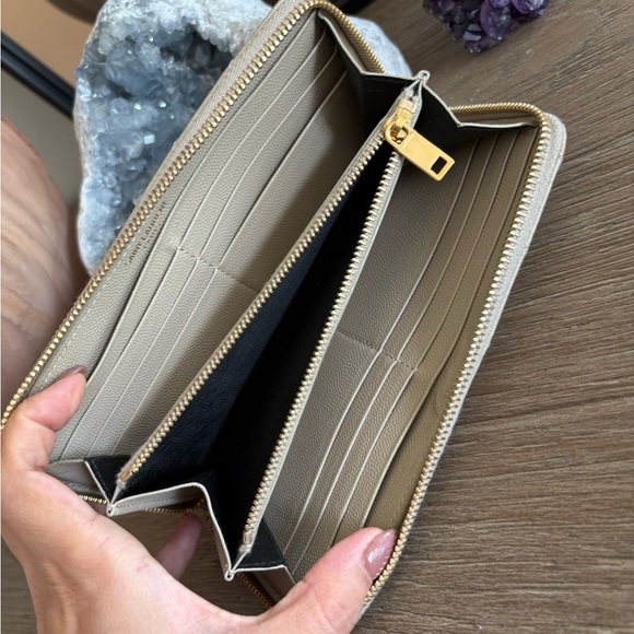 Yves Saint Laurent Tan Quilted Wallet - Picture 9 of 12